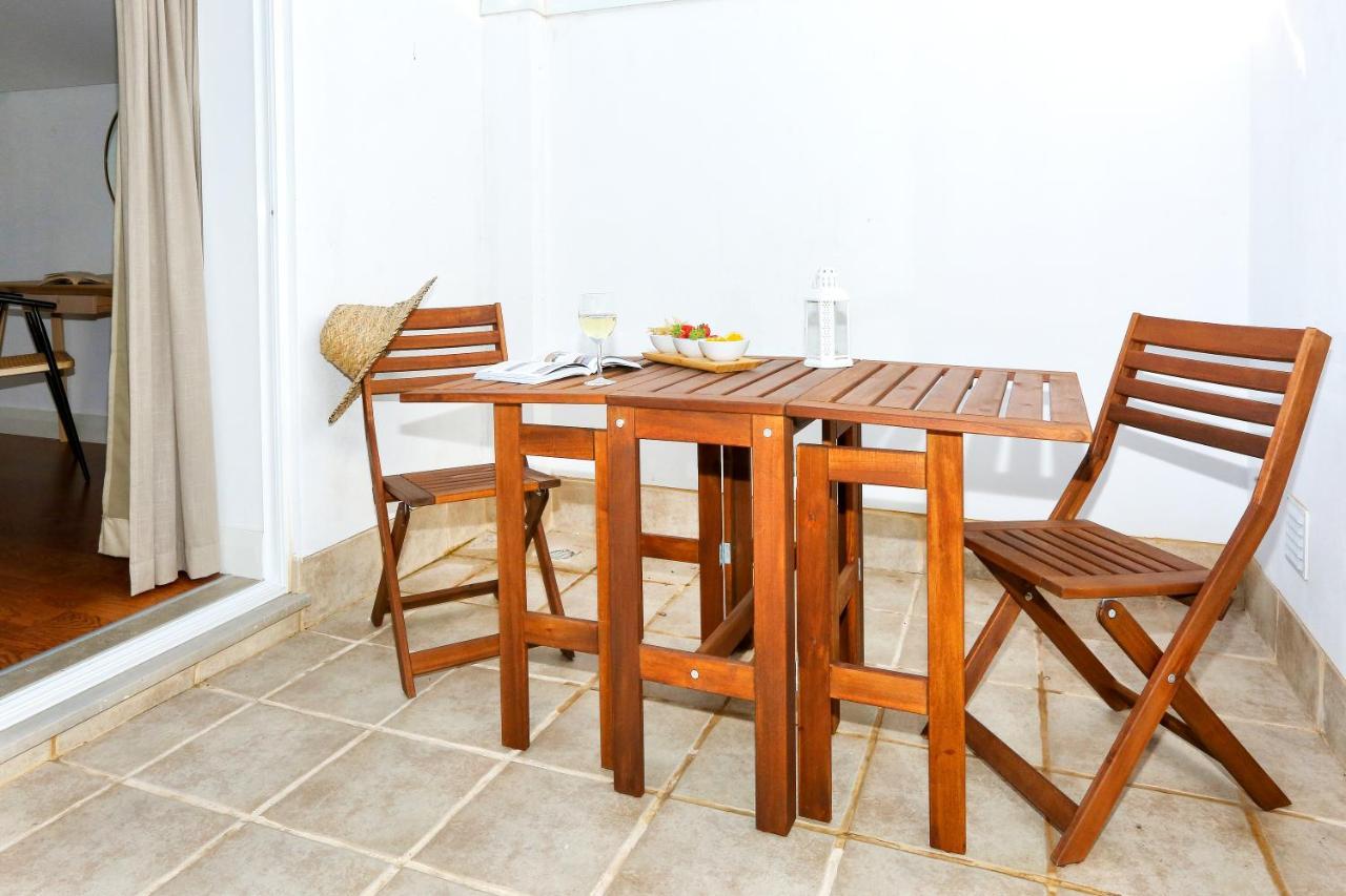 Young Spirit Apartment Фару Екстер'єр фото