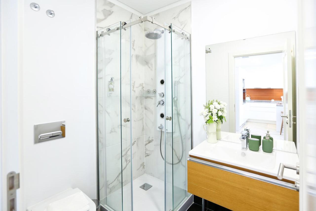 Young Spirit Apartment Фару Екстер'єр фото